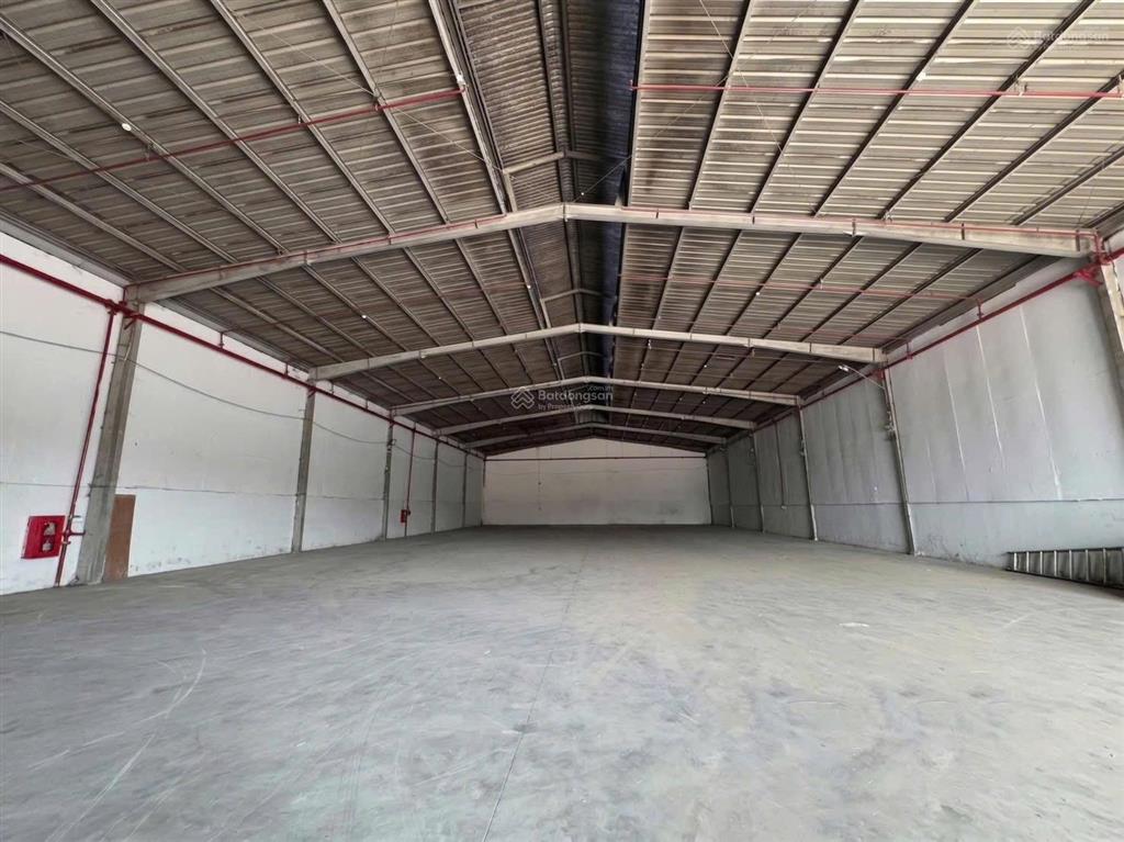 Kho 990m2 tại thủ đức (tp. hcm) xe cont & tải ra vào ngày đêm