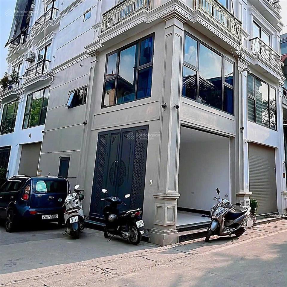 Bán nhà riêng tại lai xá, 9 tỷ, 38m2, góc 2 mặt đường, ô tô tránh, kinh doanh