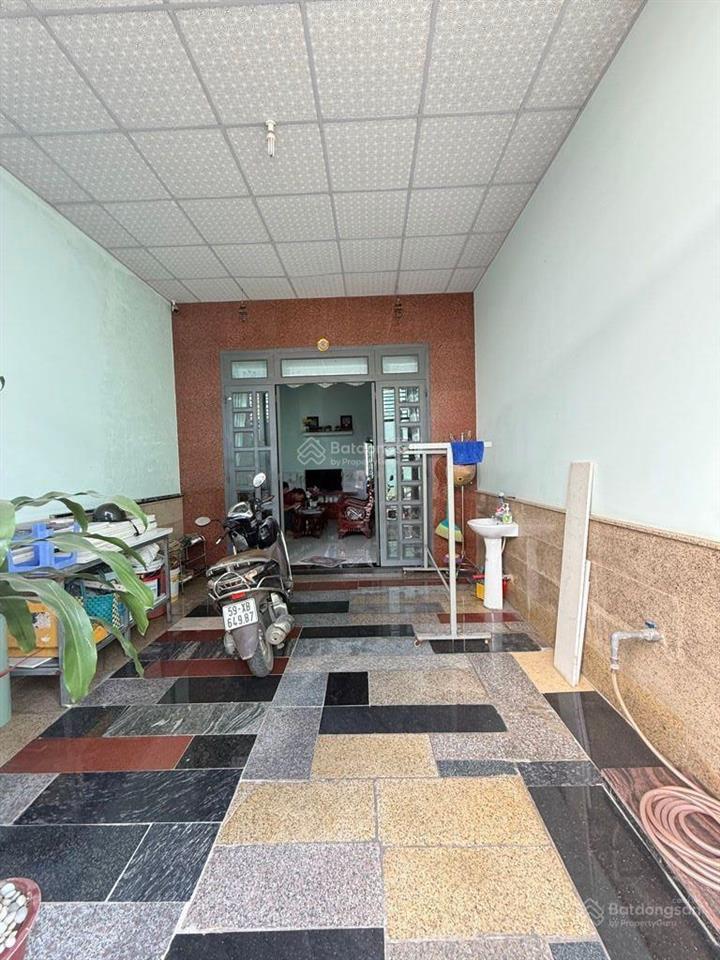 Nhà hẻm xe hơi chính chủ gửi  ngay chợ linh xuân thông khu chế xuất linh trung