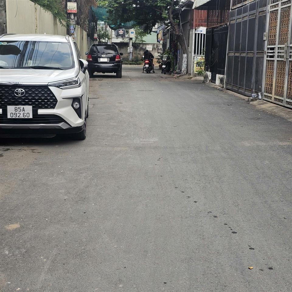 Bán nhanh nhà 2 tầng mặt tiền đường. ngang 7m. xh ngủ trong nhà. nhà dân xây btct dĩ an