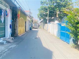 Mặt tiền kinh doanh. đường xe tải 6m. tiện xây mới, ngang 5m nở hậu 6m. phan bội châu dĩ an