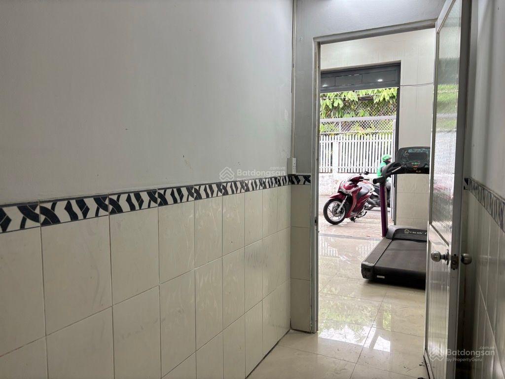 Mặt tiền đường số. kinh doanh đa ngành. ngang 5.5m. tăng nhơn phú. vài bước ra lê văn việt