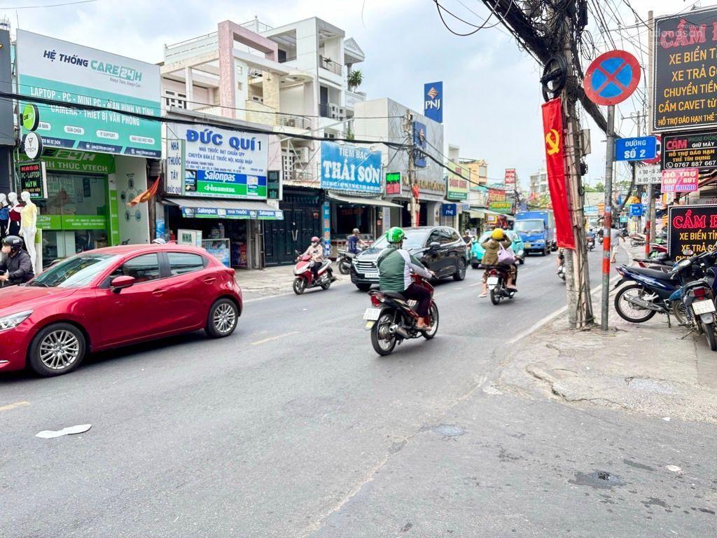 Mặt tiền đường số. kinh doanh đa ngành. ngang 5.5m. tăng nhơn phú. vài bước ra lê văn việt