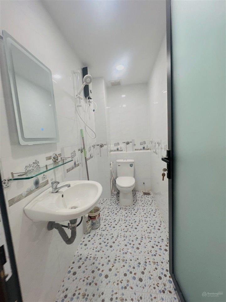 Nhà đẹp hẻm xe hơi ngay phạm văn đồng 60m hiệp bình  chỉ 6.58 tỷ
