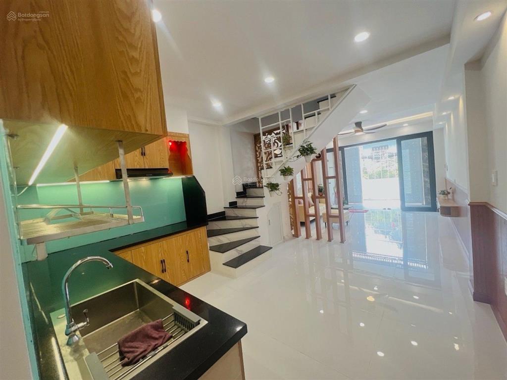 Nhà đẹp hẻm xe hơi ngay phạm văn đồng 60m hiệp bình  chỉ 6.58 tỷ