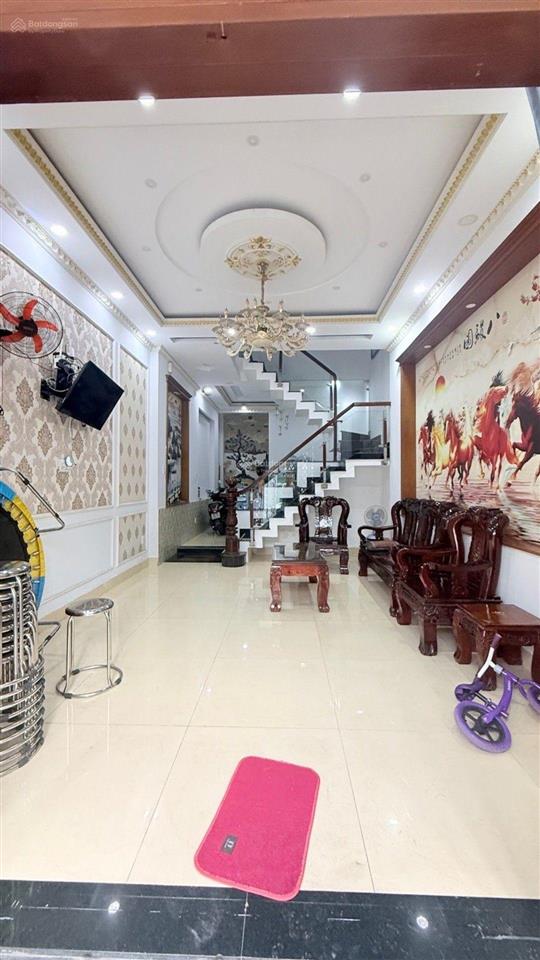 Nhà 4 tầng hxh gần metro đường số 2, trường thọ 7 tỷ nhỉnh.