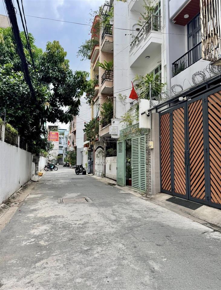 Ngang khủng 6.3m  hẻm xe tải  nhà 4 tầng hiện đại