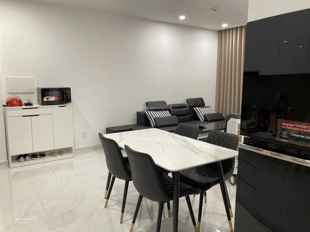 Chính chủ gửi bán căn hộ 2pn 2wc d'lusso full nội thất/đã có sổ giá 5,4 tỷ   0909 621 ***