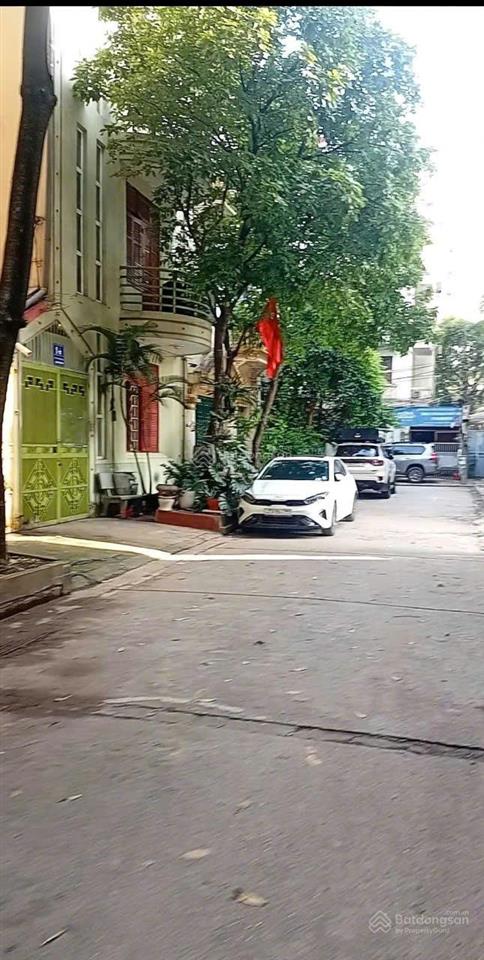 Cần bán gấp nhà ngọc khánh ba đình, hà nội, 74m2 mặt tiền 7,5m ô tô đỗ cửa