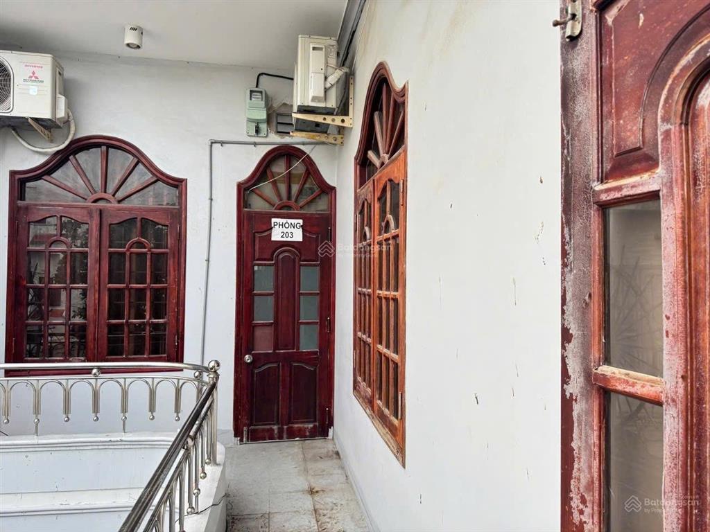 Bán nhà gần biển hòn chồng nha trang mặt tiền 7,68m nhà rộng cô chú về nha trang nghĩ dưỡng