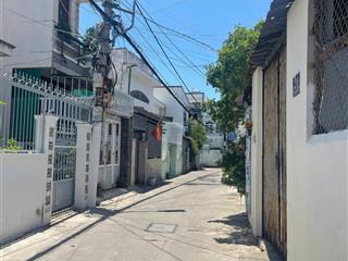 Bán nhà giá rẻ gần biển hòn chồng có sổ đường ô tô tận nơi ngang hơn 6m mặt tiền