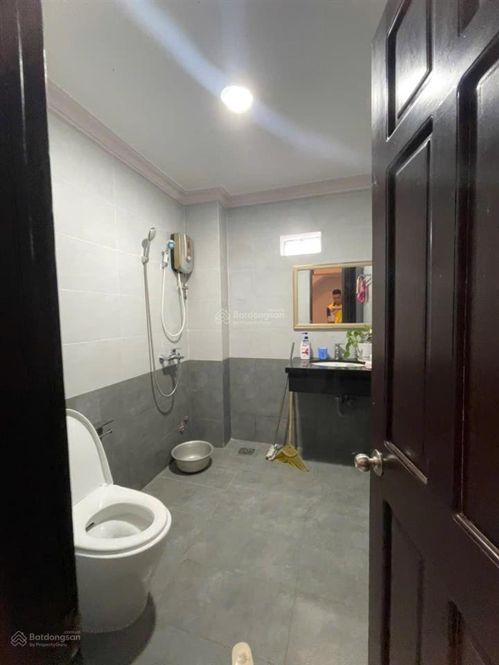 Bán nhà mặt tiền phó đức chính nha trang đi bộ ra biển 200m ngang 6,91m hướng đông