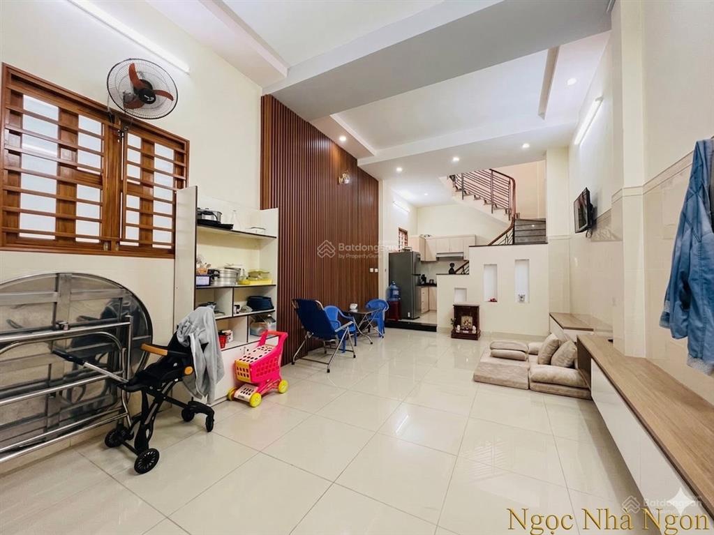 Bán nhà 2 tầng ngang lớn 5x25m hẻm xe hơi thông  giá tốt 6tỷx tân hoà đông giáp q6 sổ vuông, hcđ