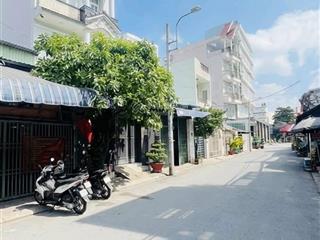 Nhà 2 tầng giá tốt  4.2x20m  hẻm xe hơi 5m khu tên lửa  5tỷx