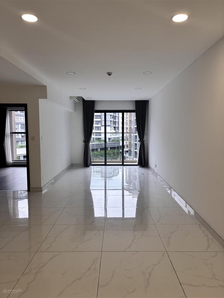 Chính chủ bán căn 112m² giá 102% 8,7 tỷ diamond nhà mới. view hồ hơi tầng 7 đẹp. xem nhà 24/7