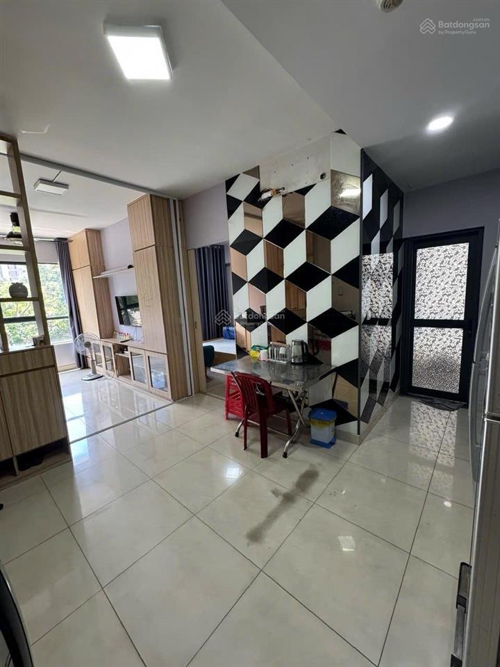 Chính chủ cho thuê căn 1pn 53m2 view đẹp ngay cổng chính. full nội thất đẹp