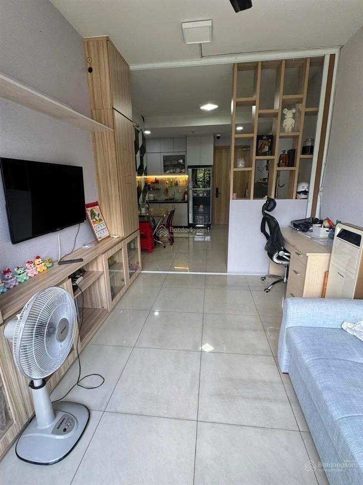 Chính chủ cho thuê căn 1pn 53m2 view đẹp ngay cổng chính. full nội thất đẹp
