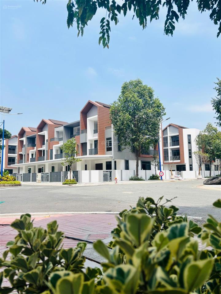 (sales cđt với kinh nghiệm 9 năm)  shophouse artisan park mua trực tiếp cđt trả giãn 5 năm ls 0%
