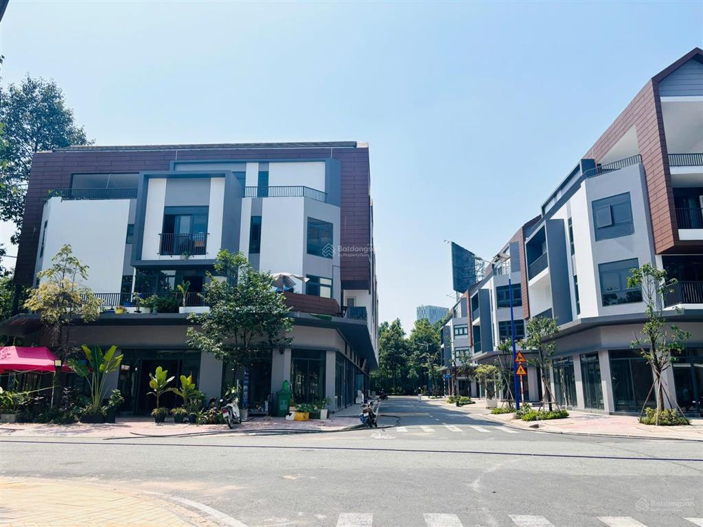 (sales cđt với kinh nghiệm 9 năm)  shophouse artisan park mua trực tiếp cđt trả giãn 5 năm ls 0%
