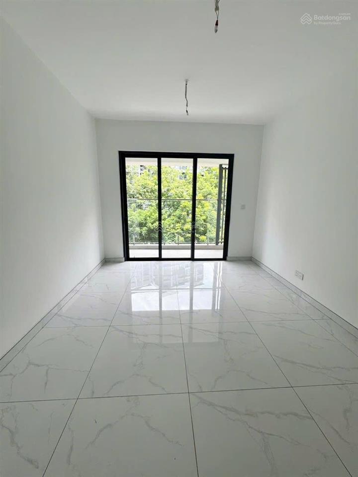 Bán sky link villa 163m2 2pn gara ô tô trong nhà.
giá 9,9 tỷ tốt nhất thị trường. nhà mới 100%