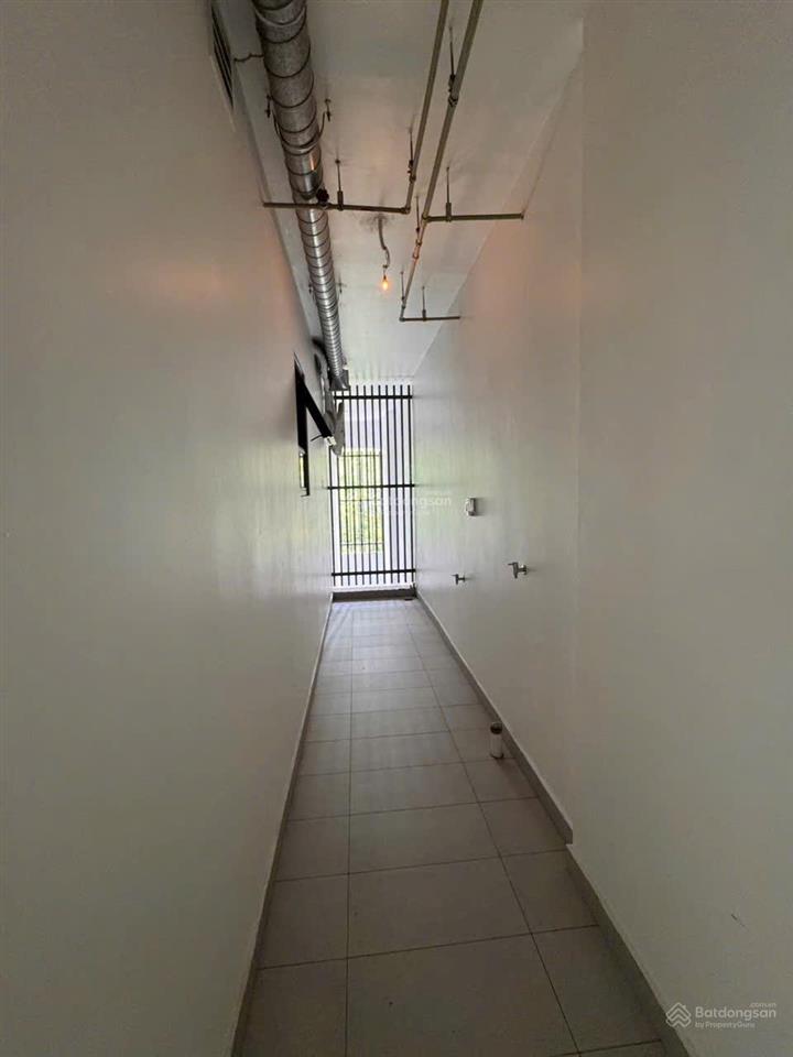 Bán sky link villa 163m2 2pn gara ô tô trong nhà.
giá 9,9 tỷ tốt nhất thị trường. nhà mới 100%