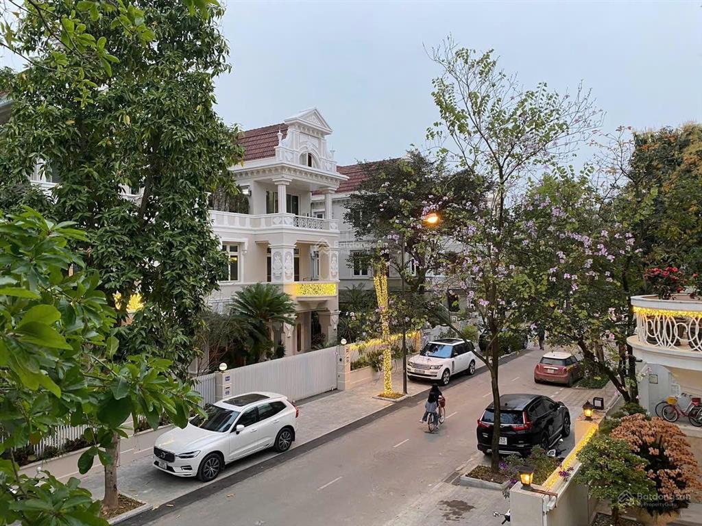 Dt 140m2 mt 7m biệt thự ciputra hiếm có bán giá cực tốt   0986 436 ***