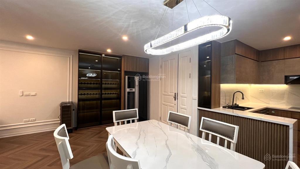 Bán căn hộ chung cư ciputra view công viên, sân golf  dt 145m2 3pn   0986 436 ***