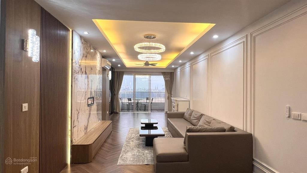Bán căn hộ chung cư ciputra view công viên, sân golf  dt 145m2 3pn   0986 436 ***