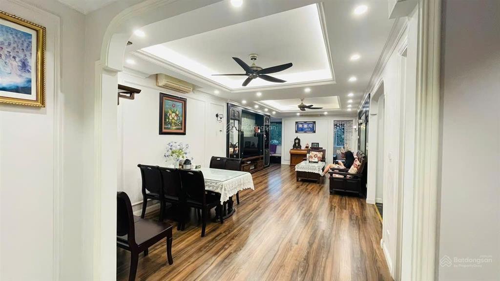 Chung cư ciputra bán tòa e4, e5  dt 123m2 3pn hướng mát phong thủy tốt  giá cực tốt chỉ 11 tỷ