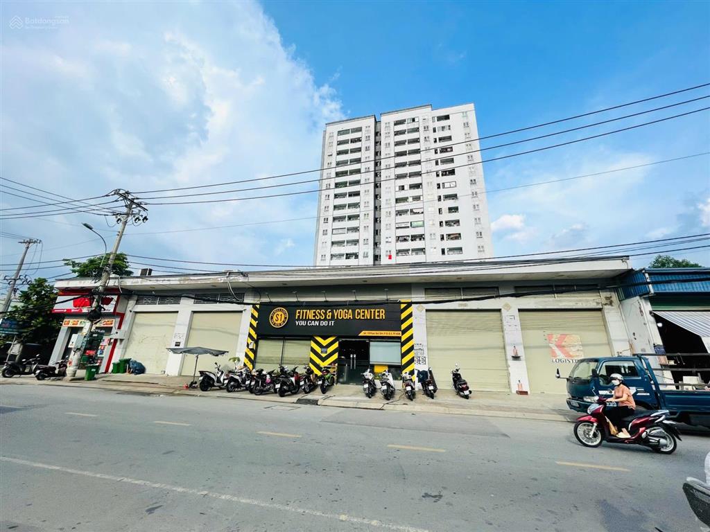 Giá bán 28 tỷ nhà mặt tiền phạm đức sơn q8 ngang lớn 12m dài 20m cn 240m2 đất