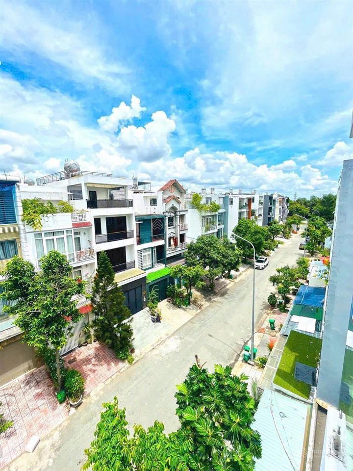 Cho thuê nhà phố đường số 2 kdc phú mỹ vạn phát hưng, quận 7