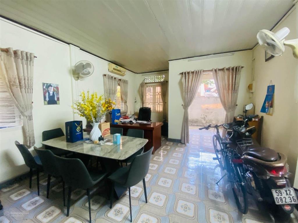 Nhà kha vạn cân 257m2 linh tây thủ đức 14 tỷ