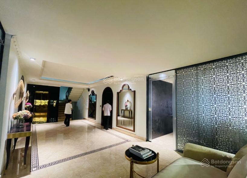 Cho thuê tòa nhà trần nhật duật, q1