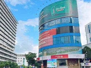 3 mặt tiền cộng hòa quận tân bình 10x30m hầm trệt 7 lầu, nhà trống 220tr/th