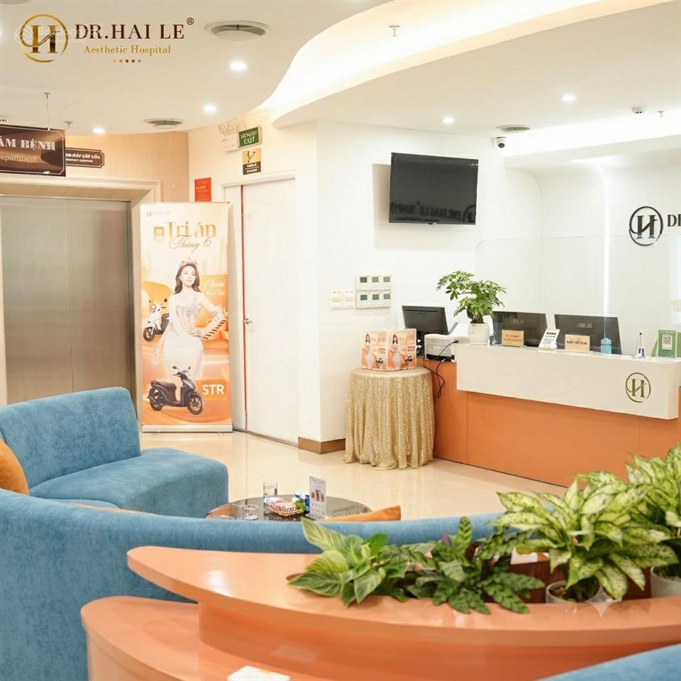 Tòa nhà cho thuê ngang 9m trần hưng đạo, quận 5