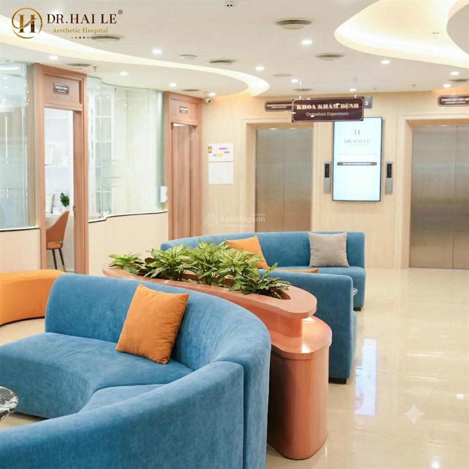 Tòa nhà cho thuê ngang 9m trần hưng đạo, quận 5