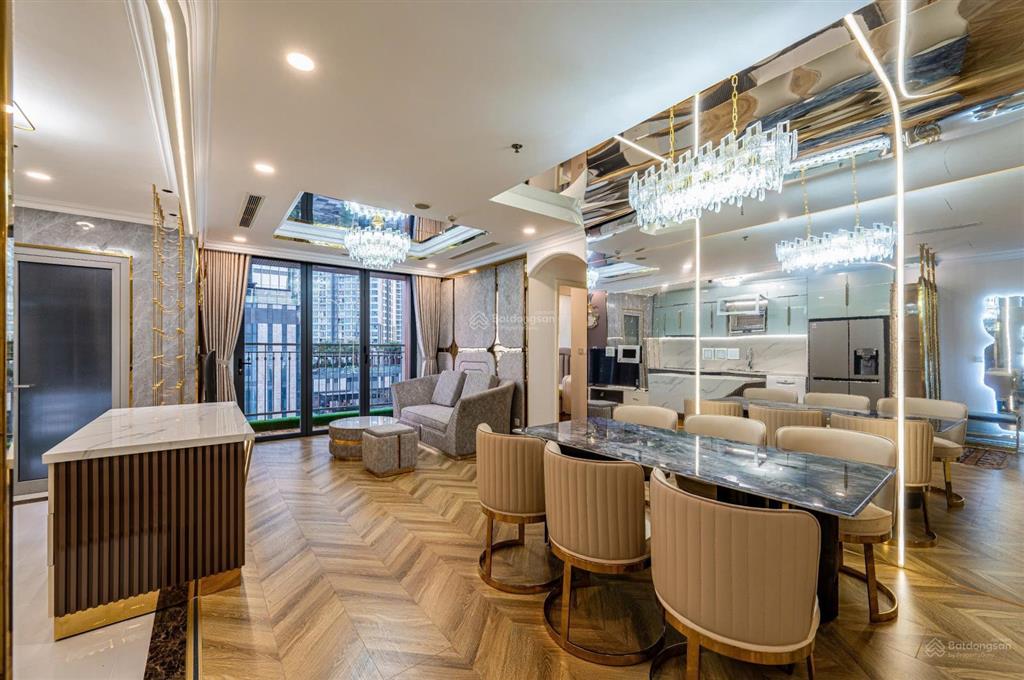 Cho thuê căn hộ 2pn vinhomes nội thất đẹp view lm 81 tại vinhomes central park