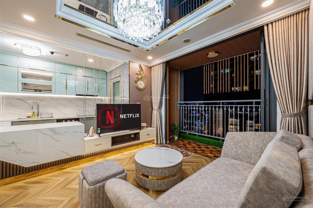 Cho thuê căn hộ 2pn vinhomes nội thất đẹp view lm 81 tại vinhomes central park