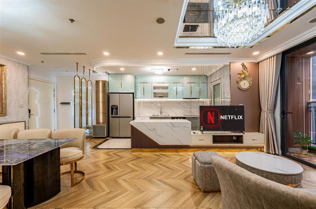 Cho thuê căn hộ 2pn vinhomes nội thất đẹp view lm 81 tại vinhomes central park