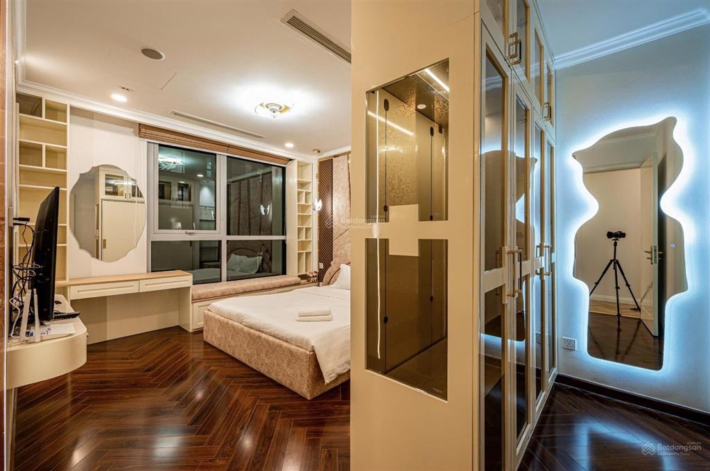 Cho thuê căn hộ 2pn vinhomes nội thất đẹp view lm 81 tại vinhomes central park