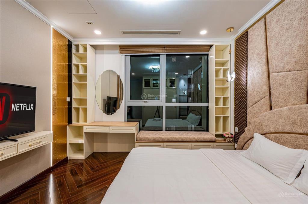 Cho thuê căn hộ 2pn vinhomes nội thất đẹp view lm 81 tại vinhomes central park