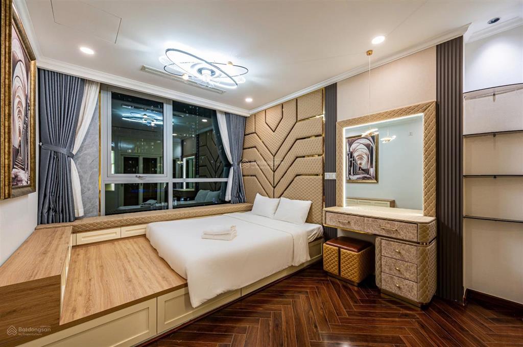 Cho thuê căn hộ 2pn vinhomes nội thất đẹp view lm 81 tại vinhomes central park