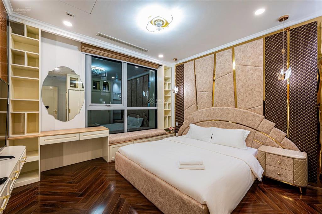 Cho thuê căn hộ 2pn vinhomes nội thất đẹp view lm 81 tại vinhomes central park