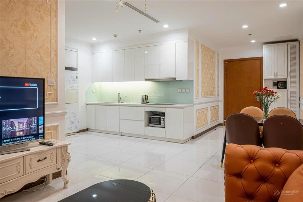 Cho thuê căn hộ 2pn, 2wc, 85m2 tại vinhomes central park, giá cực tốt 21 triệu vnd