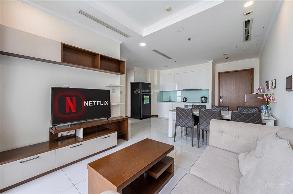Cho thuê căn hộ 1pn vinhomes khu landmark view thoáng, nội thất vintage giá tốt thị trường