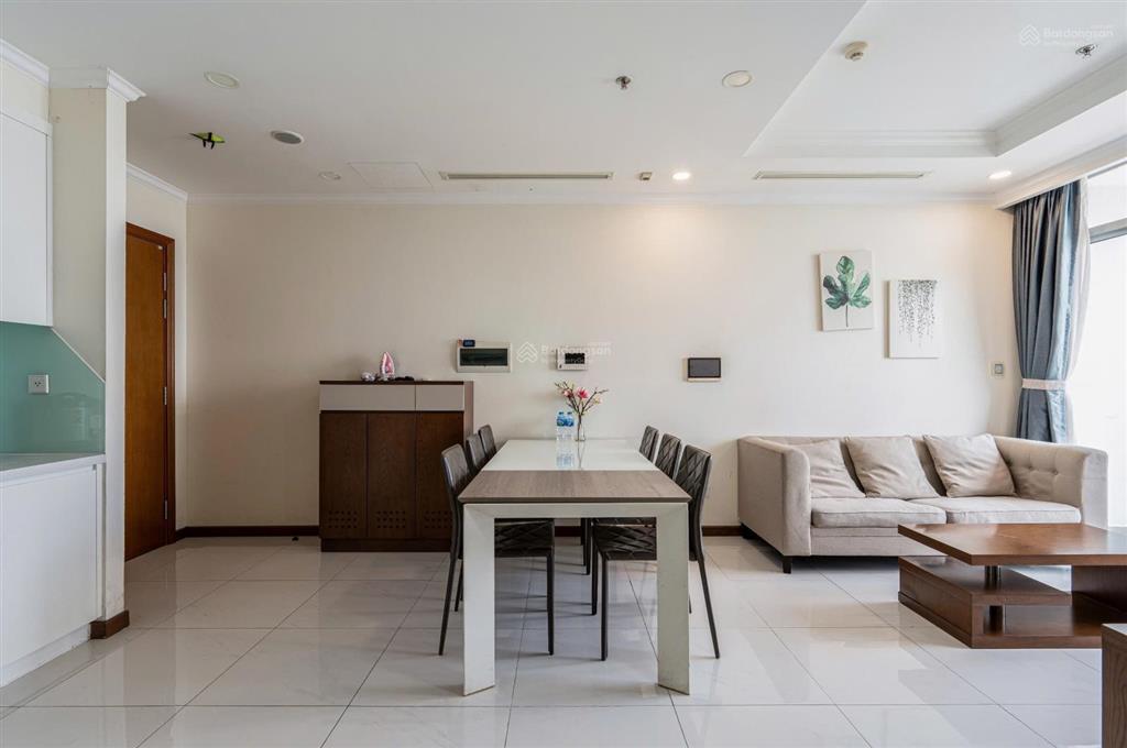 Cho thuê căn hộ 1pn vinhomes khu landmark view thoáng, nội thất vintage giá tốt thị trường
