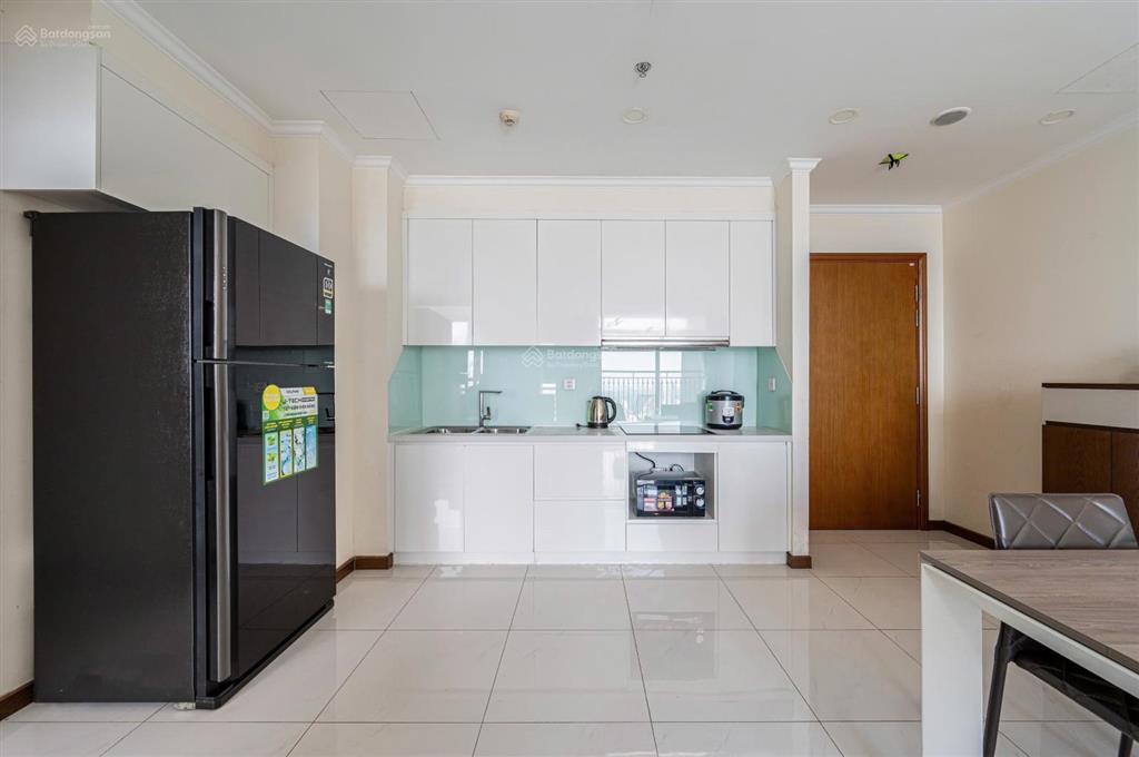 Cho thuê căn hộ 1pn vinhomes khu landmark view thoáng, nội thất vintage giá tốt thị trường