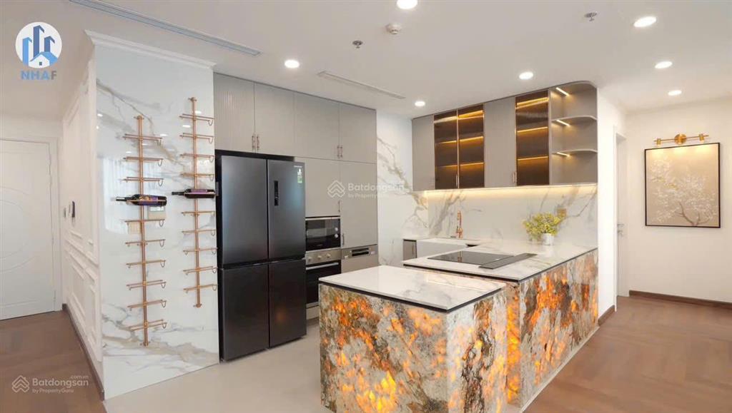 Bán căn hộ đập thông góc park hill rộng 200m2, full nội thất sang trọng.  0963 182 ***