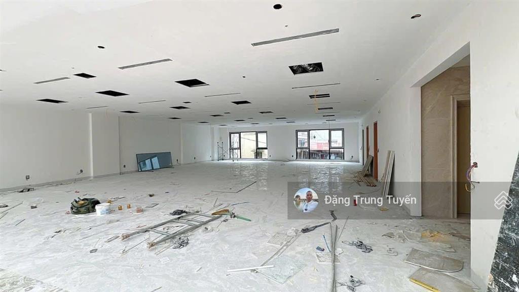 Chính chủ gửi bán toà nhà vp hạng a vị trí tiềm năng phú thượng, tây hồ 350m2, 10 tầng, giá 255 tỷ