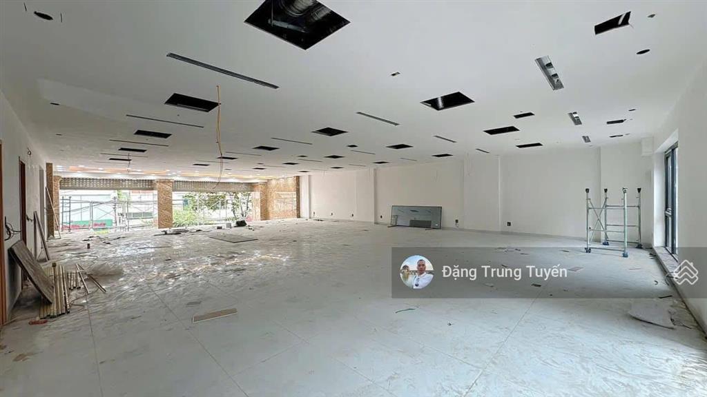 Chính chủ gửi bán toà nhà vp hạng a vị trí tiềm năng phú thượng, tây hồ 350m2, 10 tầng, giá 255 tỷ